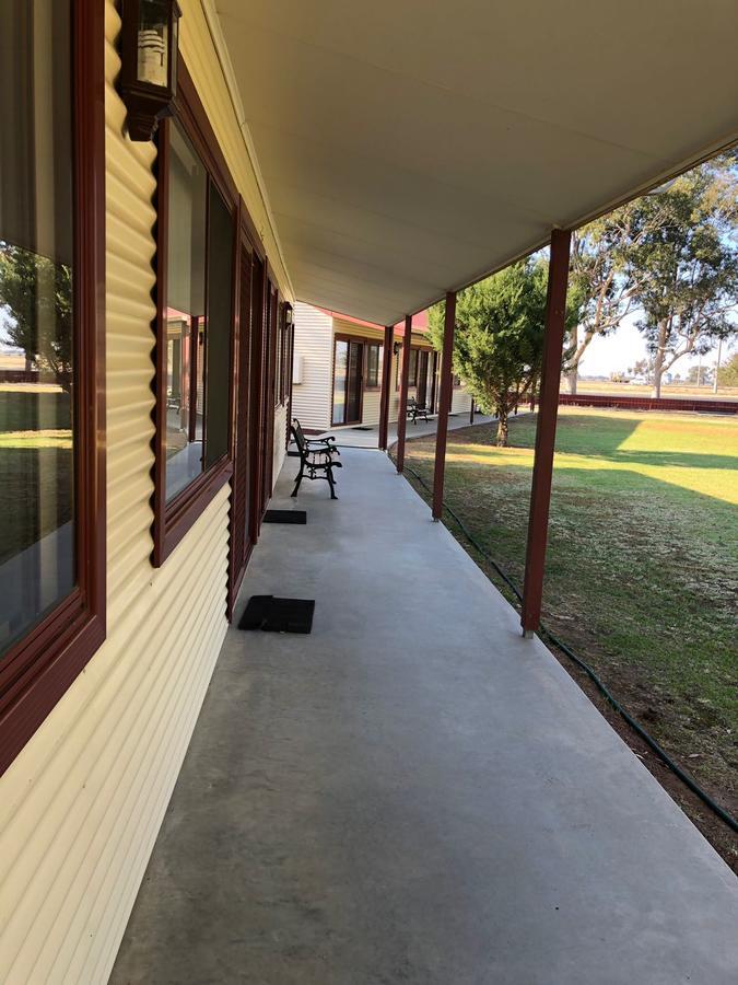 Outback Quarters- Motel Hay Exterior foto